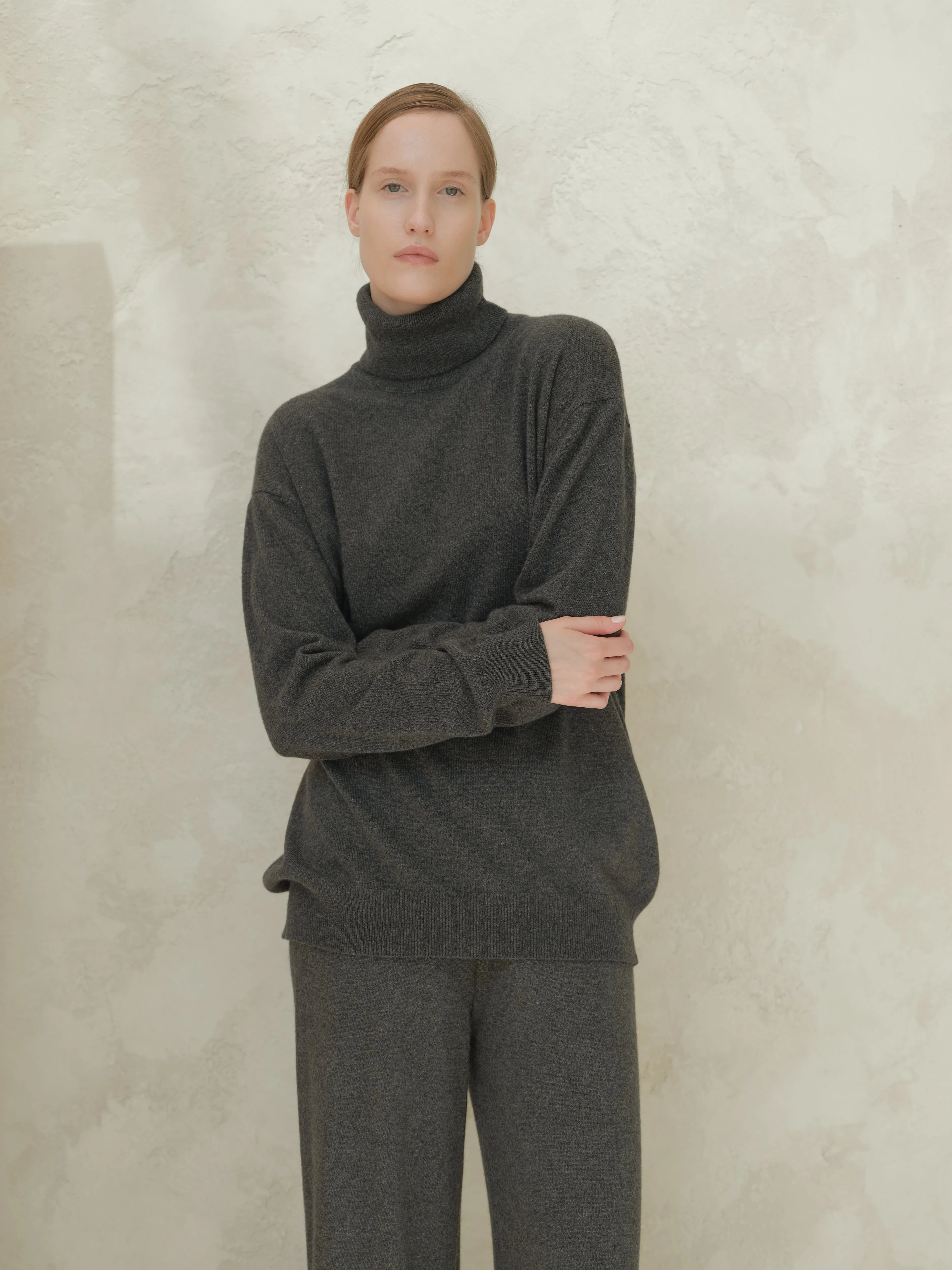 Cashmere Mix Classic Turtleneck Sweater