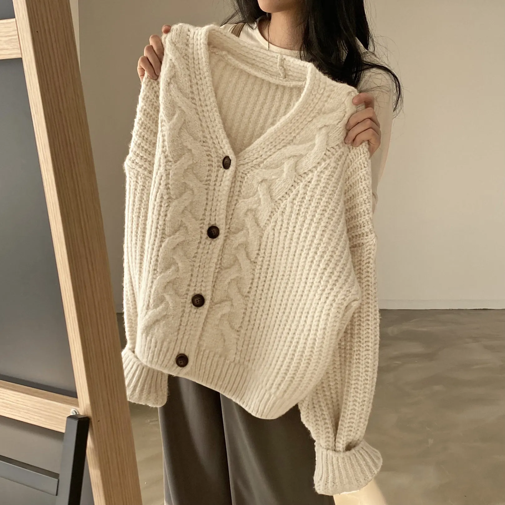 christmas outfit Sonicelife Solid V Neck Puff Sleeve Cable Knit Cardigan