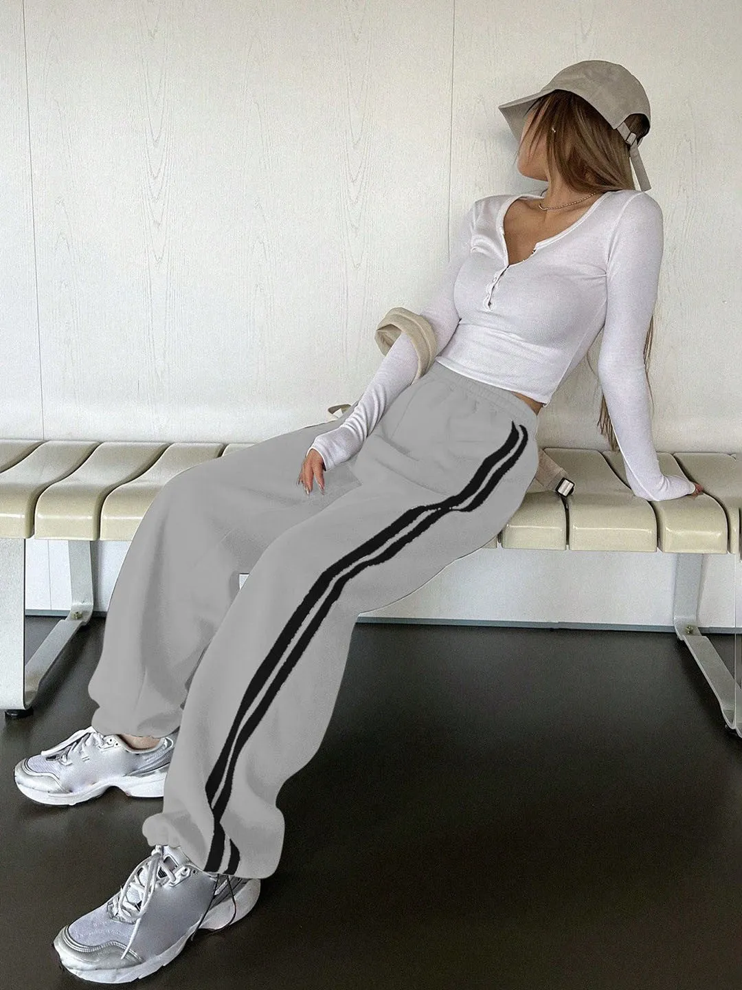 Grey Loose Fit High-Rise Knitted Joggers