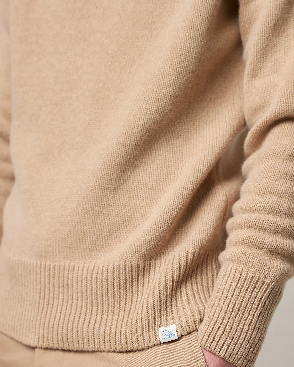 Merz B Schwanen Good Basics LOCT01 Merino Wool & Cashmere Relaxed Turtleneck Pullover - Toffee