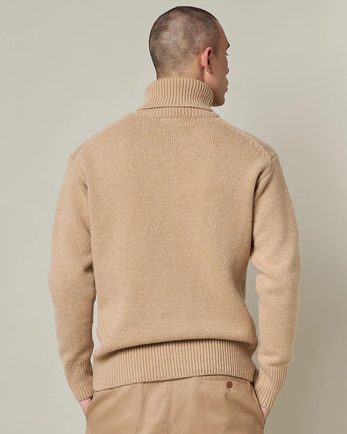 Merz B Schwanen Good Basics LOCT01 Merino Wool & Cashmere Relaxed Turtleneck Pullover - Toffee