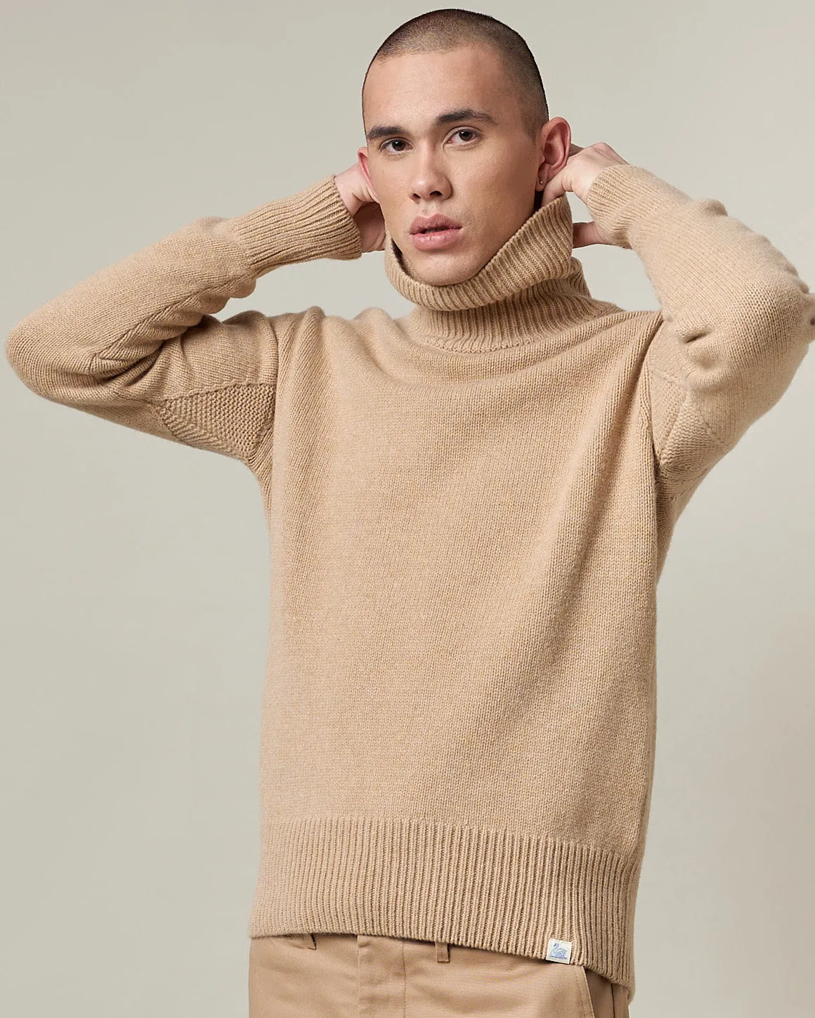 Merz B Schwanen Good Basics LOCT01 Merino Wool & Cashmere Relaxed Turtleneck Pullover - Toffee