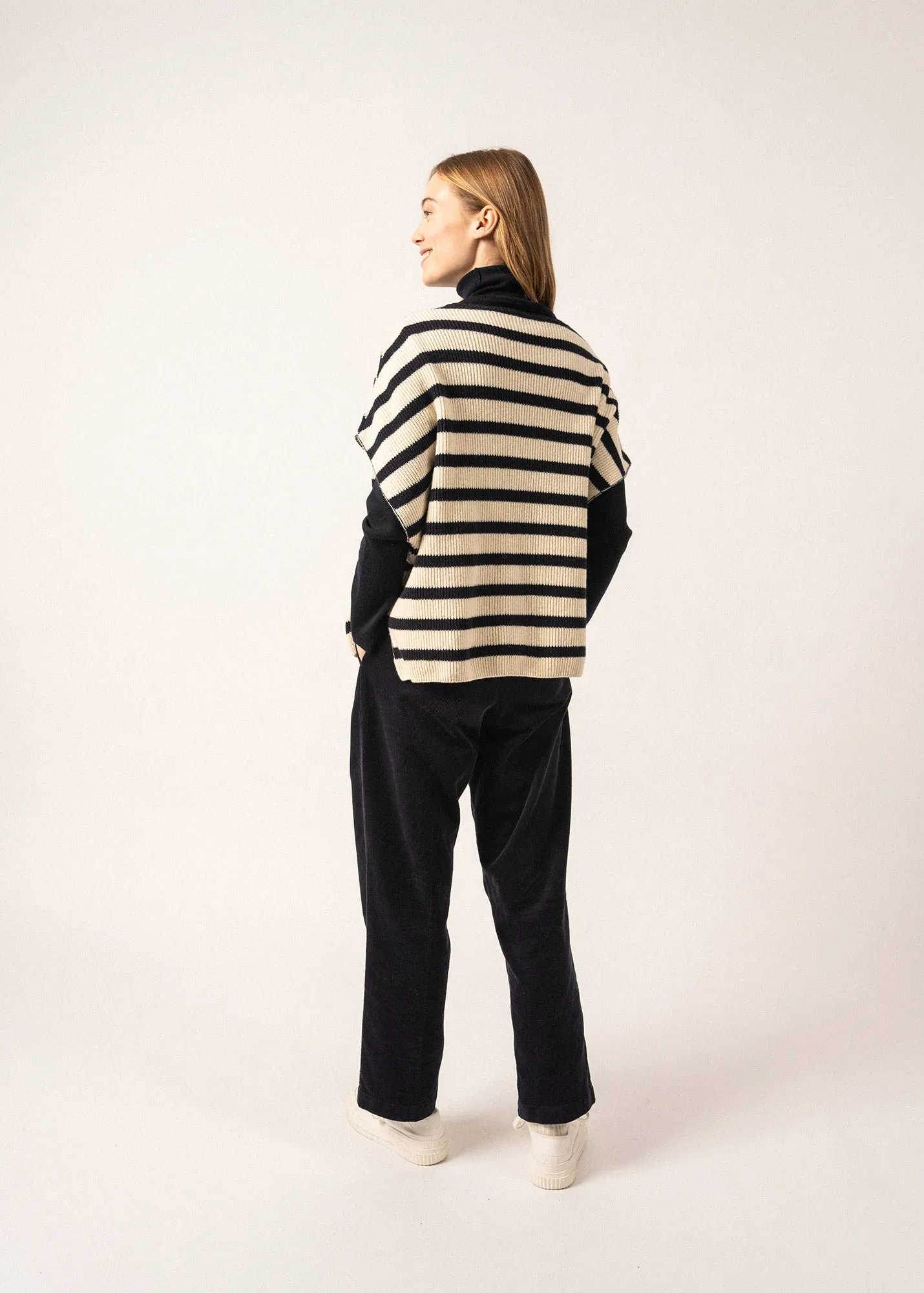 Striped Wool Poncho - in purl knit (ECUME/NAVY)