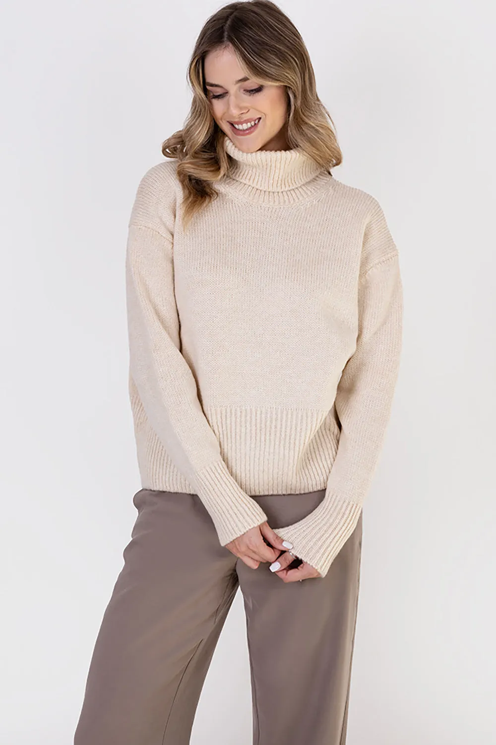 Turtleneck Women Outfit 187210 Mkm